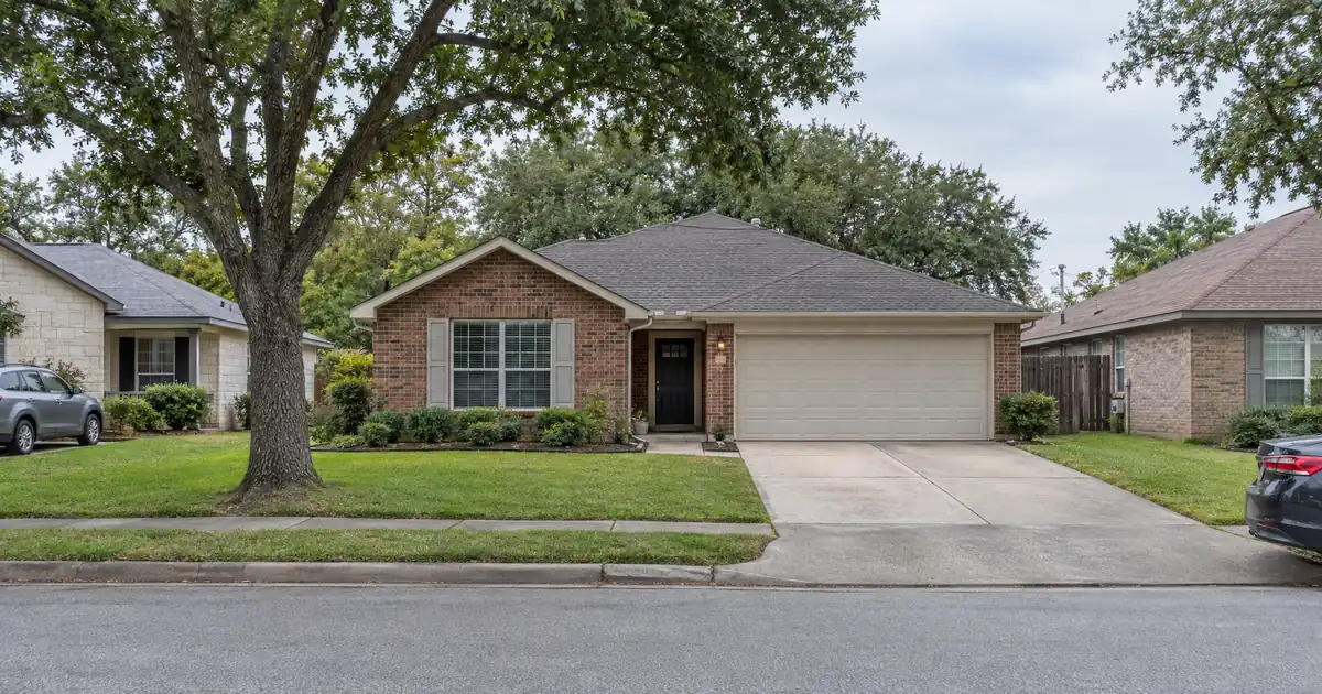 Refinance vs HELOC on a Texas Homestead for a Lower Payment