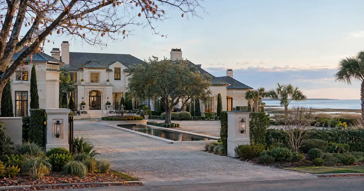 How a Sea Island Bank Statement Jumbo Loan Works