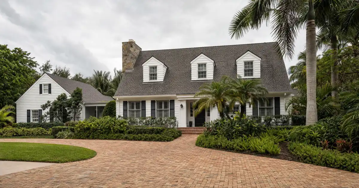 Cash-out refinance in Hollywood, Florida — home equity into cash