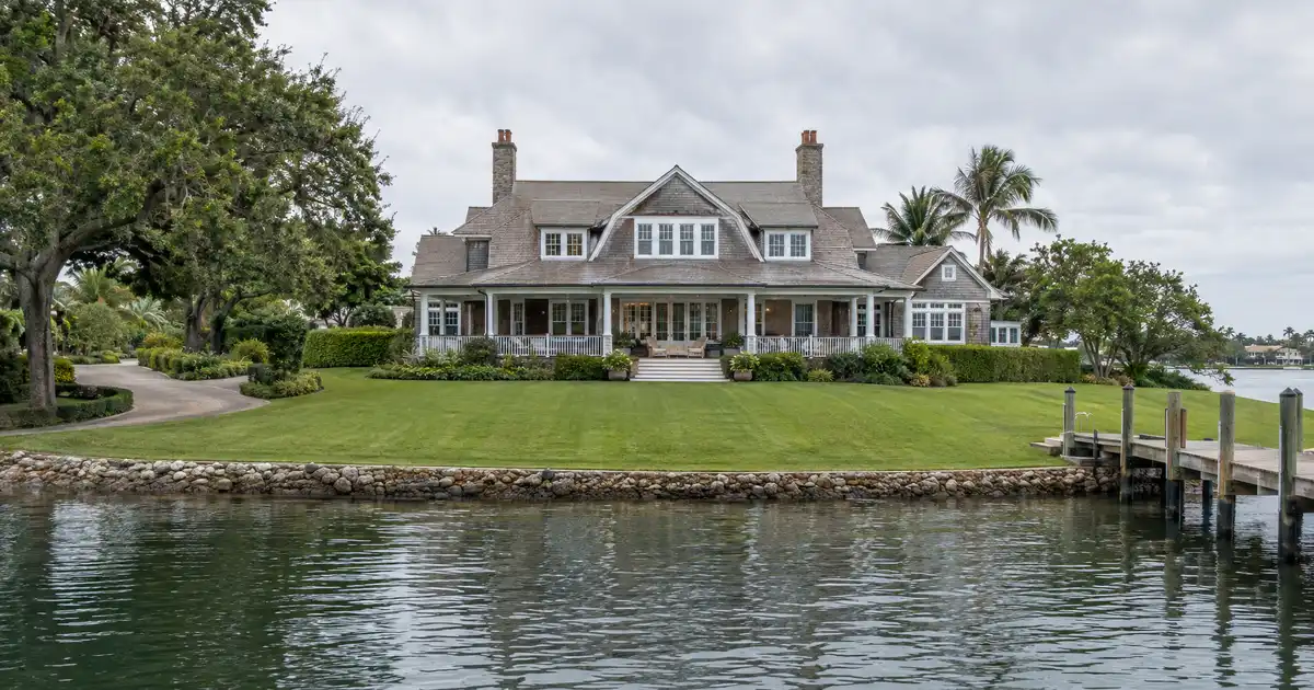 Jumbo cash-out refinance in Hollywood, Florida — equity above the conforming limit into cash