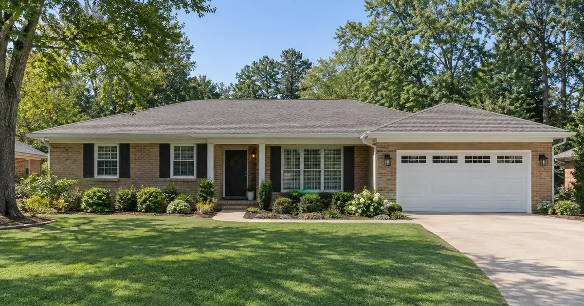 Mortgage refinance in Hoover, Alabama — a better loan on the same home