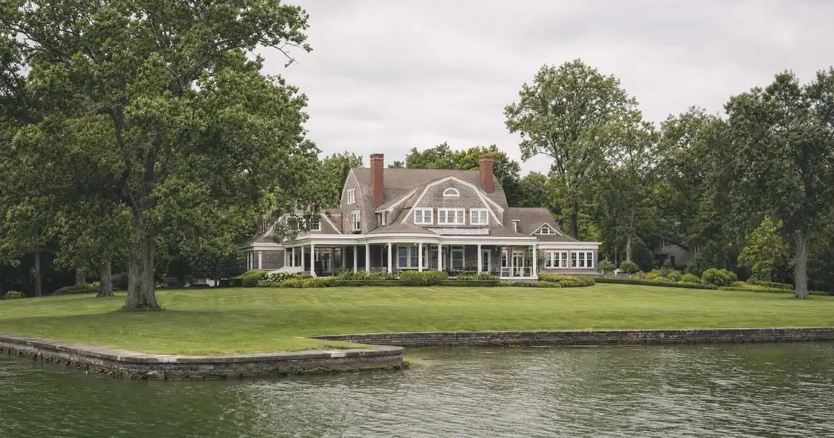 Jumbo cash-out refinance in Indianapolis, Indiana — equity above the conforming limit into cash