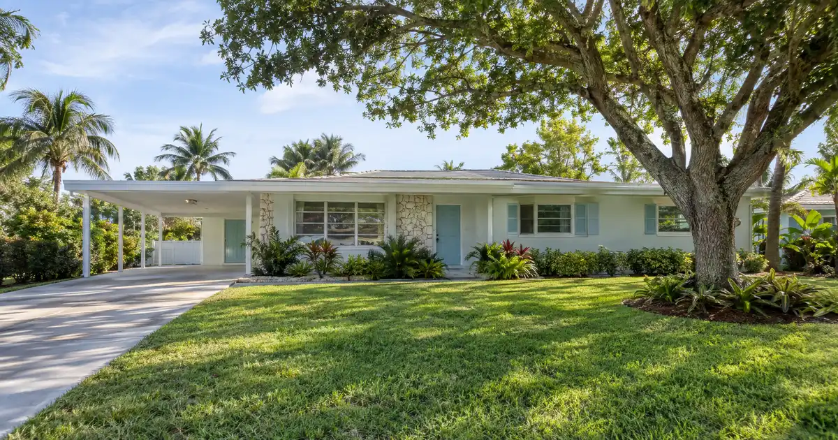Conventional loans in Islamorada, Florida — conforming mortgage with a low down payment