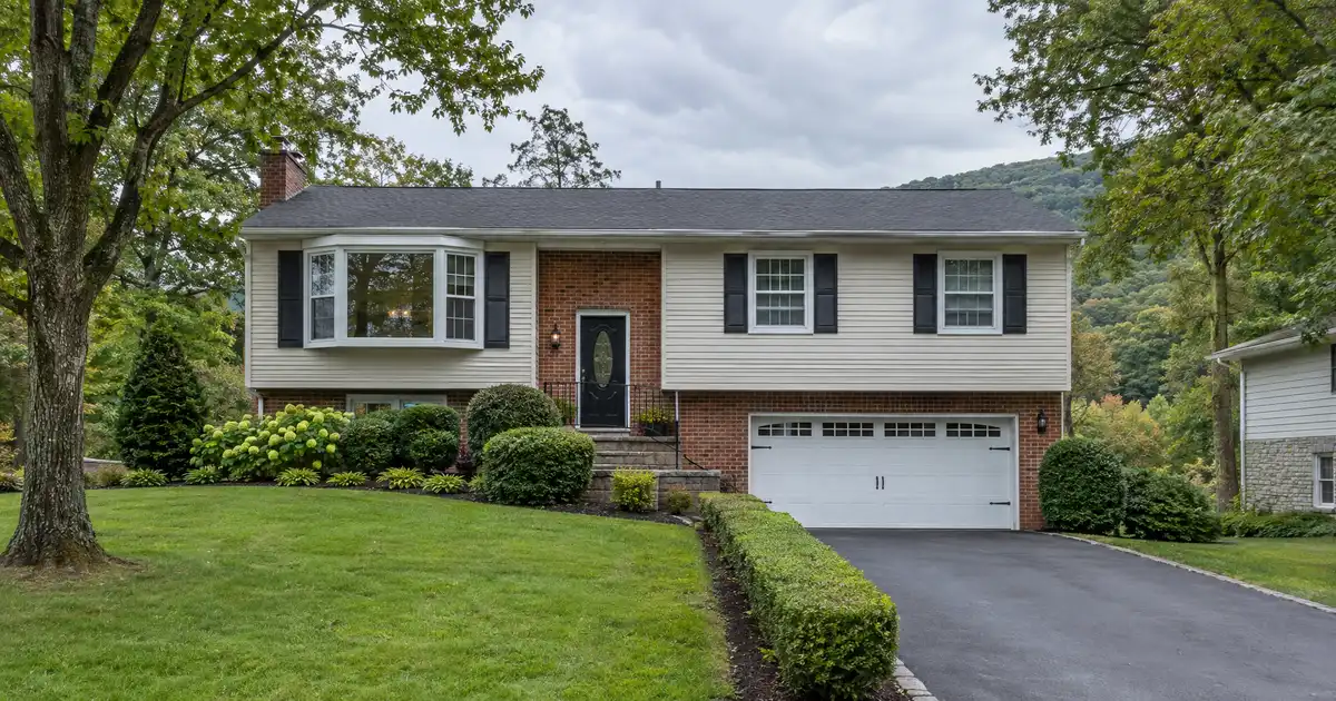 Conventional loans in Jim Thorpe, Pennsylvania — conforming mortgage with a low down payment