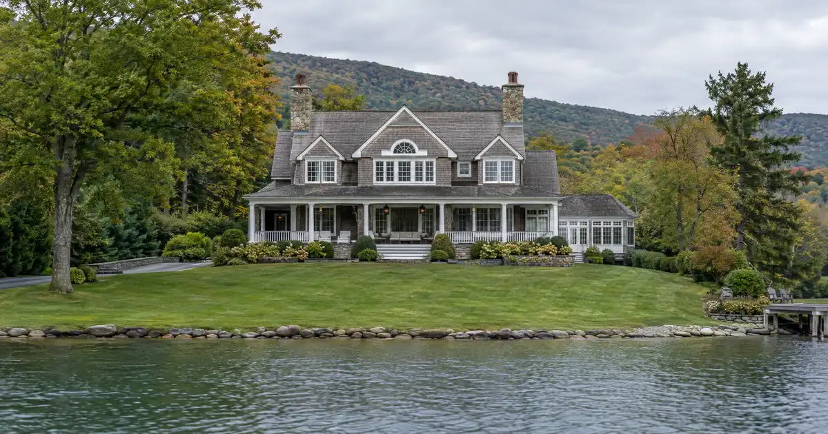 Jumbo cash-out refinance in Jim Thorpe, Pennsylvania — equity above the conforming limit into cash