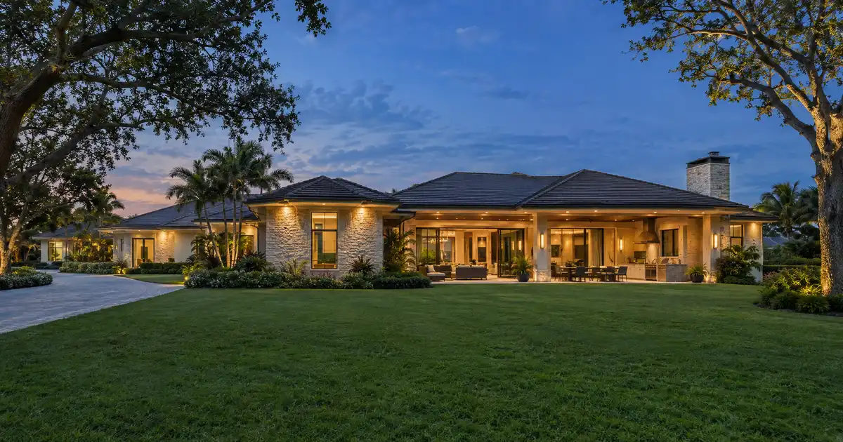 Jumbo cash-out refinance in Jupiter, FL — equity above the conforming limit into cash