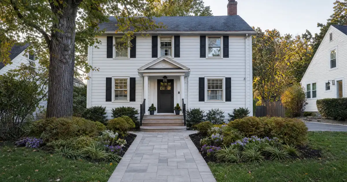 FHA cash-out refinance in Knoxville, Tennessee — home equity into cash