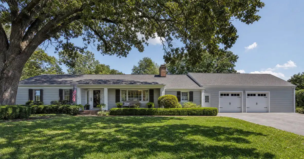 VA cash-out refinance in Knoxville, Tennessee — home equity into cash for veterans