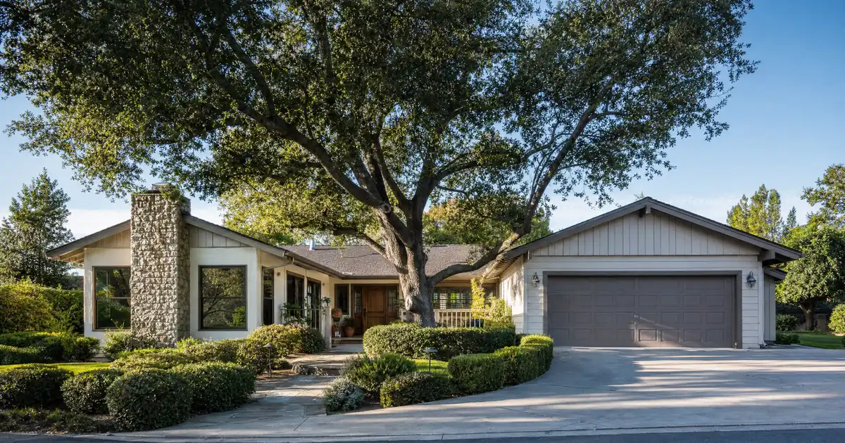 Cash-out refinance in Lake Elsinore, California — home equity into cash