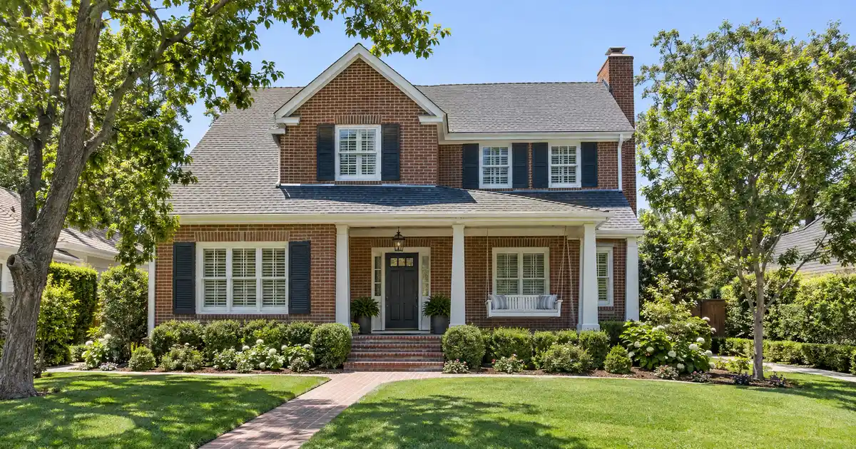 Conventional loans in Lake Forest, California — conforming mortgage with a low down payment