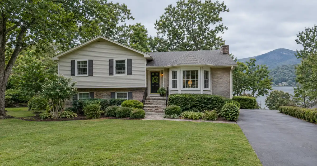 Conventional loans in Lake Lure, North Carolina — conforming mortgage with a low down payment