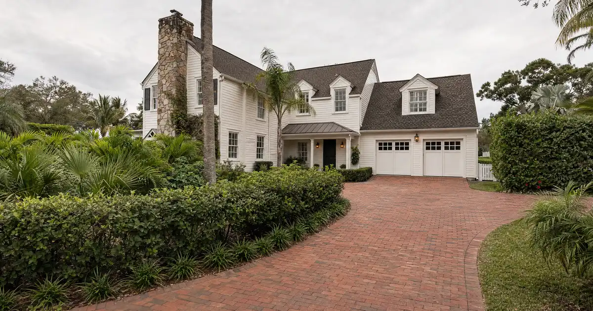 Cash-out refinance in Lakewood Ranch, Florida — home equity into cash