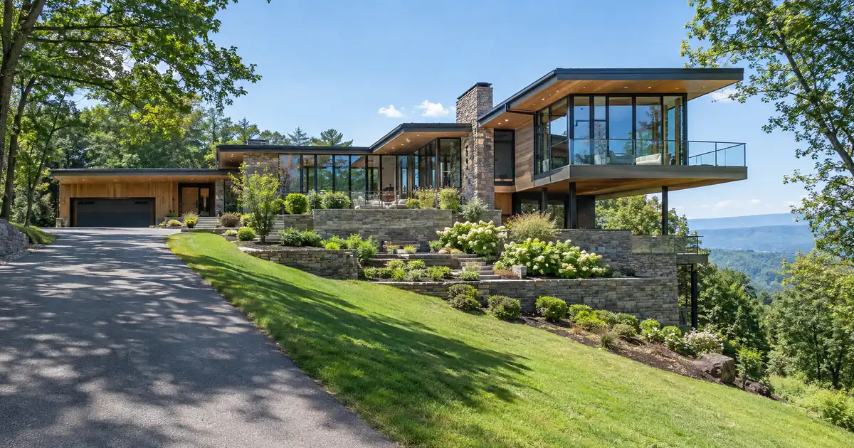 Jumbo cash-out refinance in Luray, Virginia — equity above the conforming limit into cash