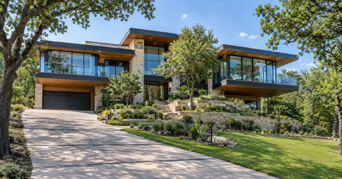 Jumbo cash-out refinance in Mansfield, Texas — equity above the conforming limit into cash