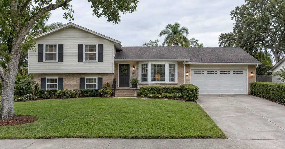 Conventional loans in Melbourne, Florida — conforming mortgage with a low down payment