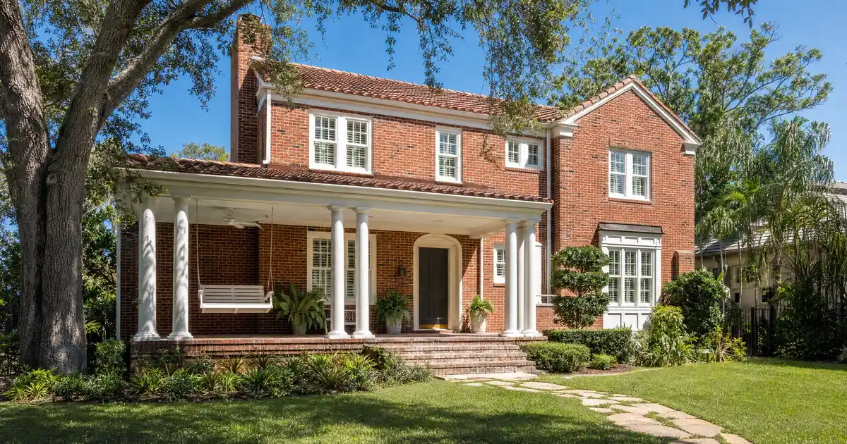 Conventional loans in Miami, Florida — conforming mortgage with a low down payment