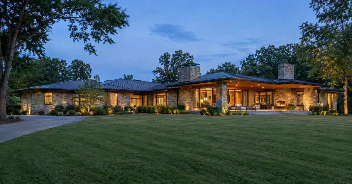 Jumbo cash-out refinance in Muscle Shoals, Alabama — equity above the conforming limit into cash
