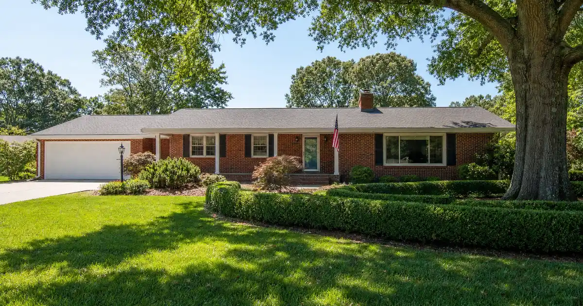 VA cash-out refinance in Newport News, Virginia — home equity into cash for veterans