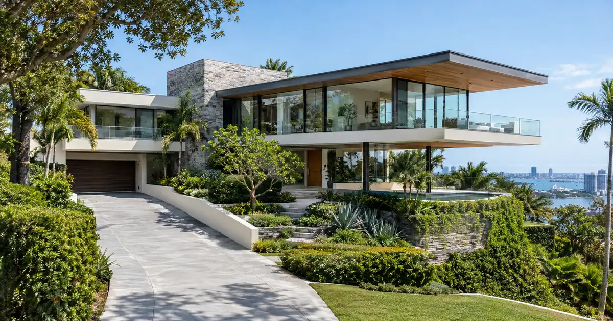 Jumbo cash-out refinance in North Miami, Florida — equity above the conforming limit into cash