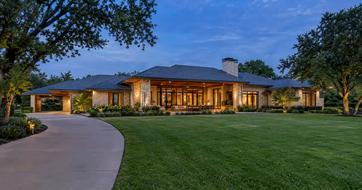 Jumbo cash-out refinance in North Richland Hills, Texas — equity above the conforming limit into cash