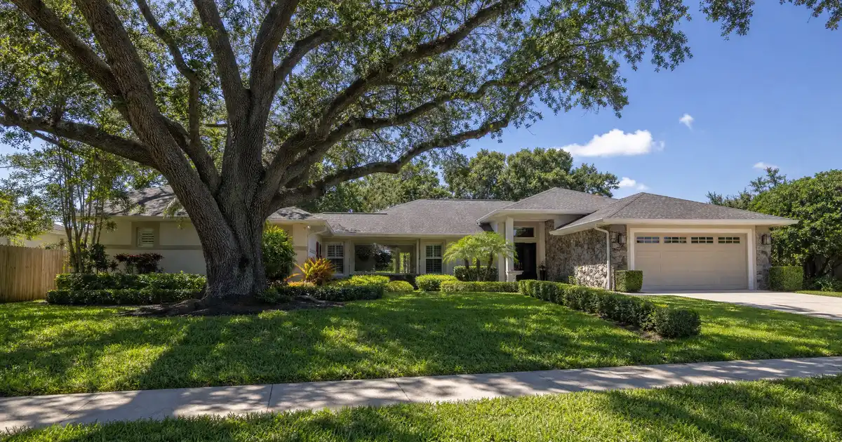 Cash-out refinance in Pinellas Park, Florida — home equity into cash
