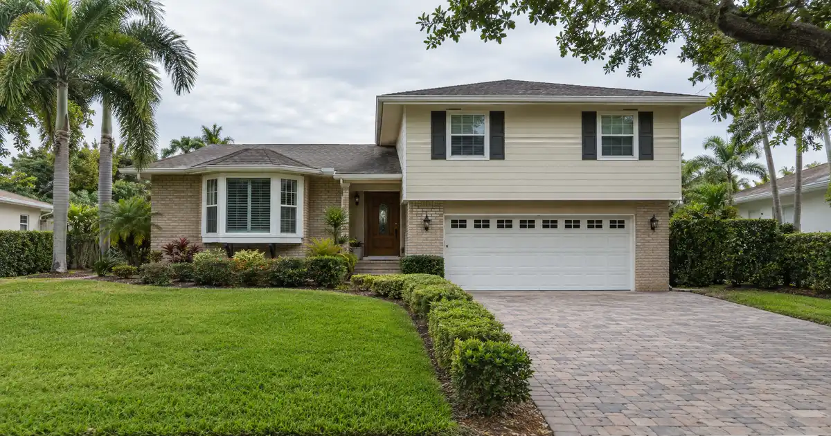 Conventional loans in Pompano Beach, Florida — conforming mortgage with a low down payment