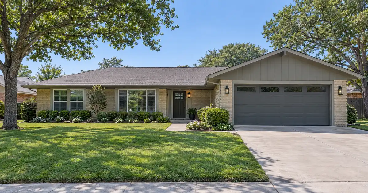 Mortgage refinance in Rowlett, Texas — a better loan on the same home