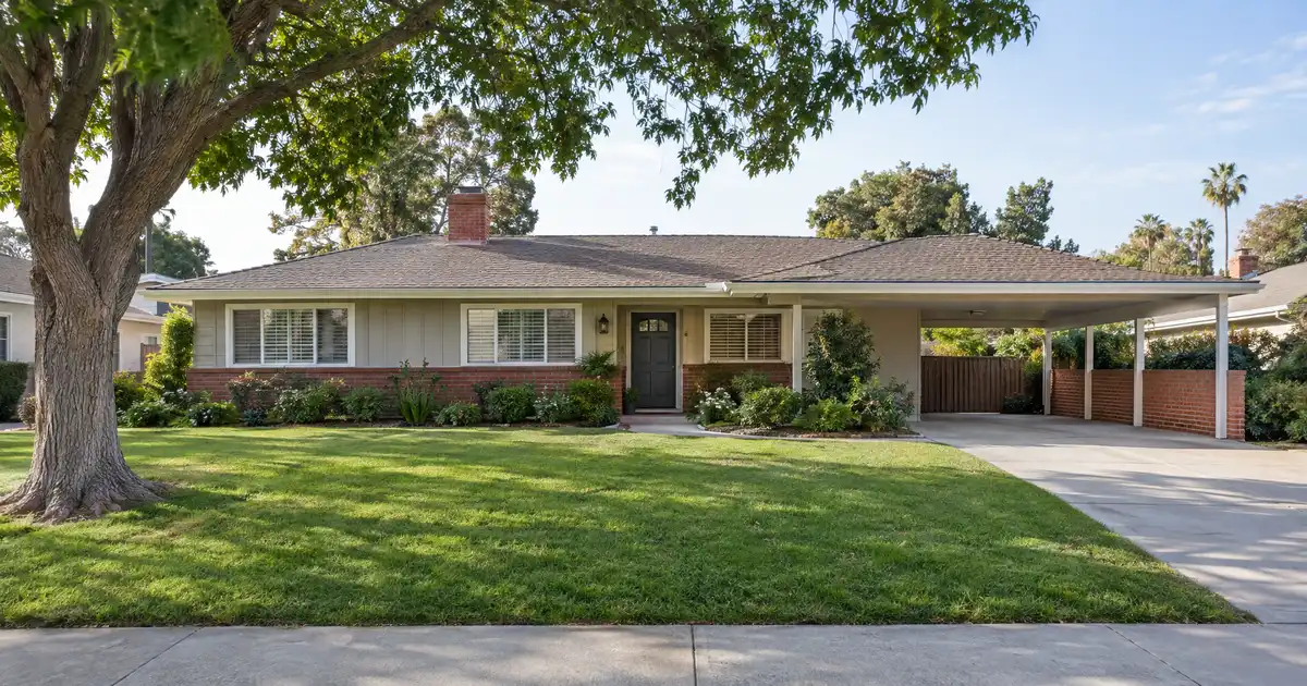 Conventional loans in Santa Ana, California — conforming mortgage with a low down payment