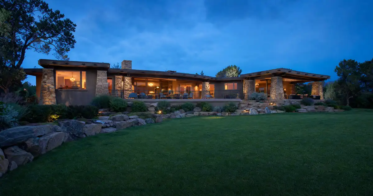 Jumbo cash-out refinance in Santa Fe, New Mexico — equity above the conforming limit into cash