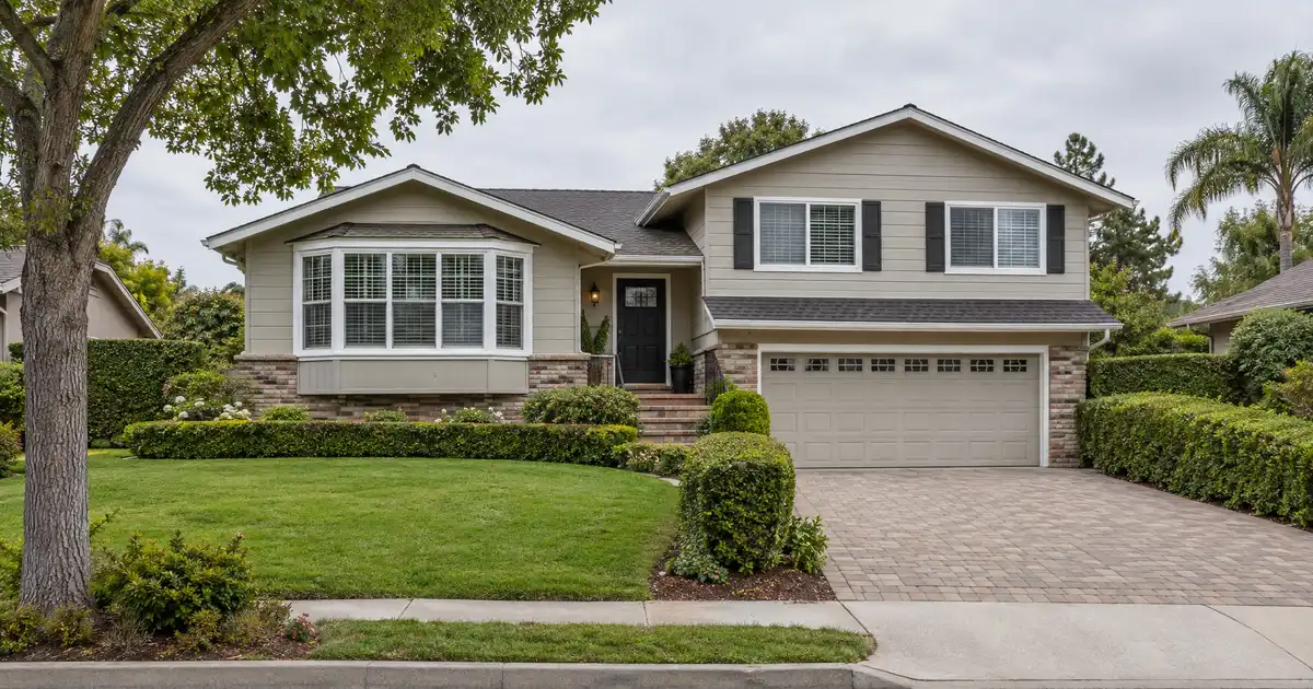 Conventional loans in Santee, CA — conforming mortgage with a low down payment