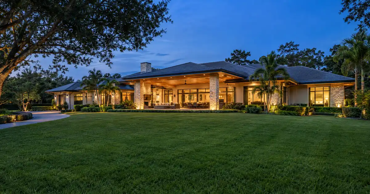 Jumbo cash-out refinance in Sarasota, Florida — equity above the conforming limit into cash