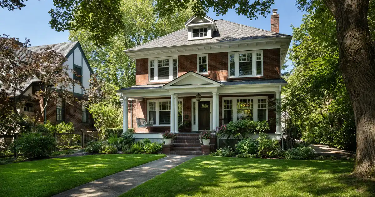 Conventional loans in Seattle, Washington — conforming mortgage with a low down payment