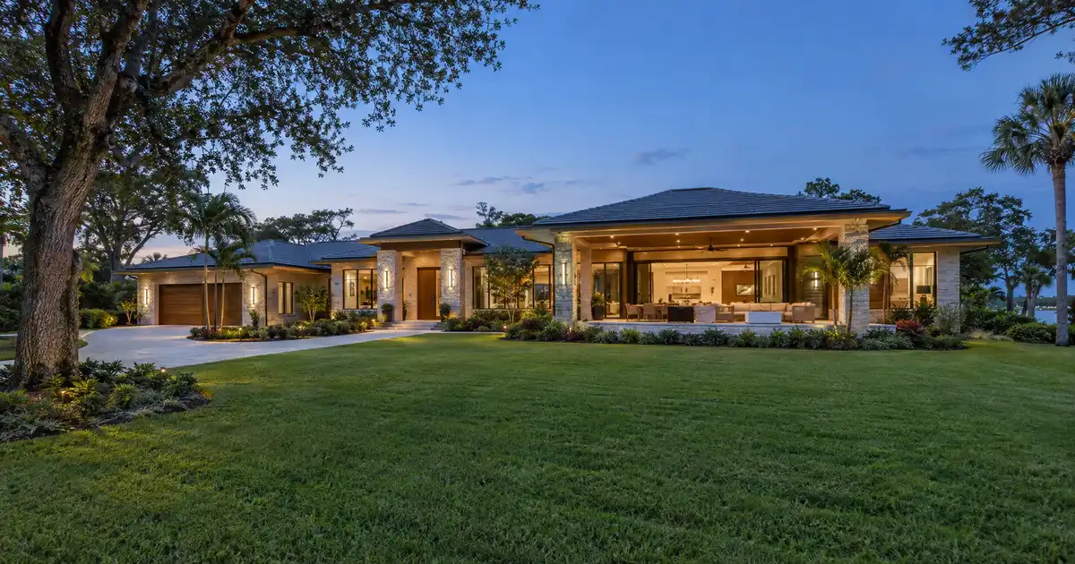 Jumbo cash-out refinance in Sebastian, Florida — equity above the conforming limit into cash