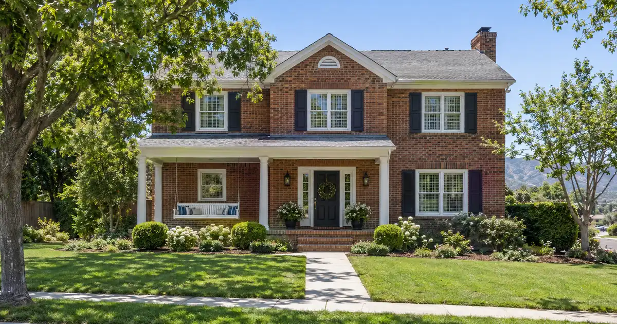 Conventional loans in Simi Valley, California — conforming mortgage with a low down payment