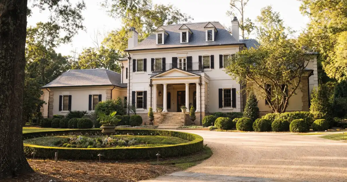 Jumbo cash-out refinance in South Fulton, Georgia — equity above the conforming limit into cash