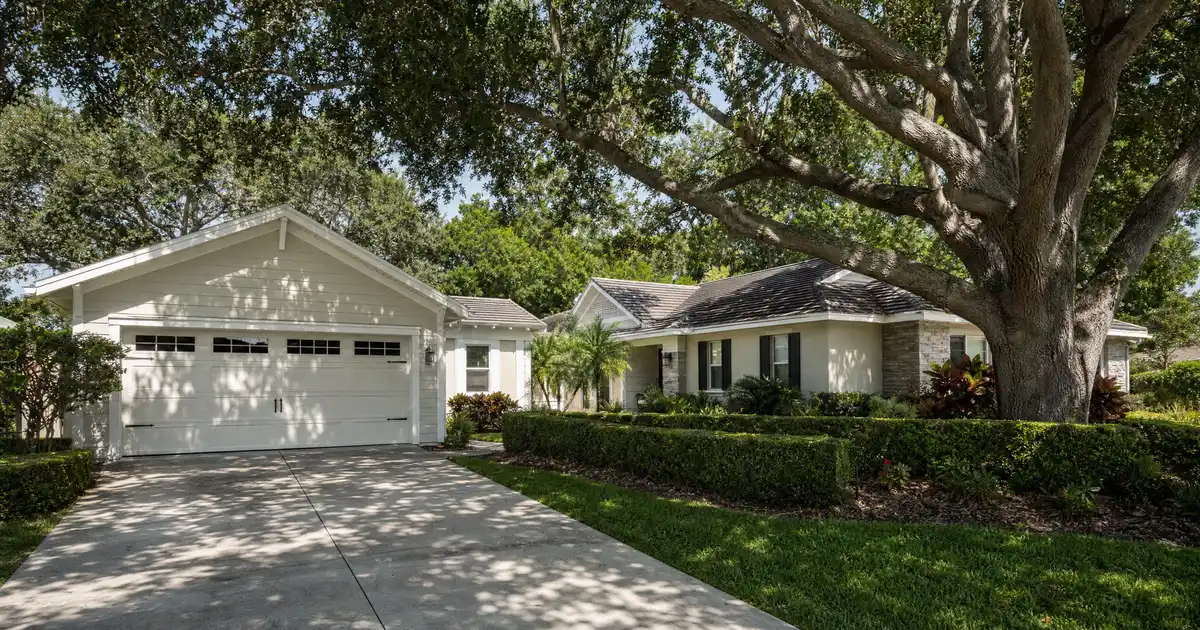 Cash-out refinance in St. Petersburg, Florida — home equity into cash