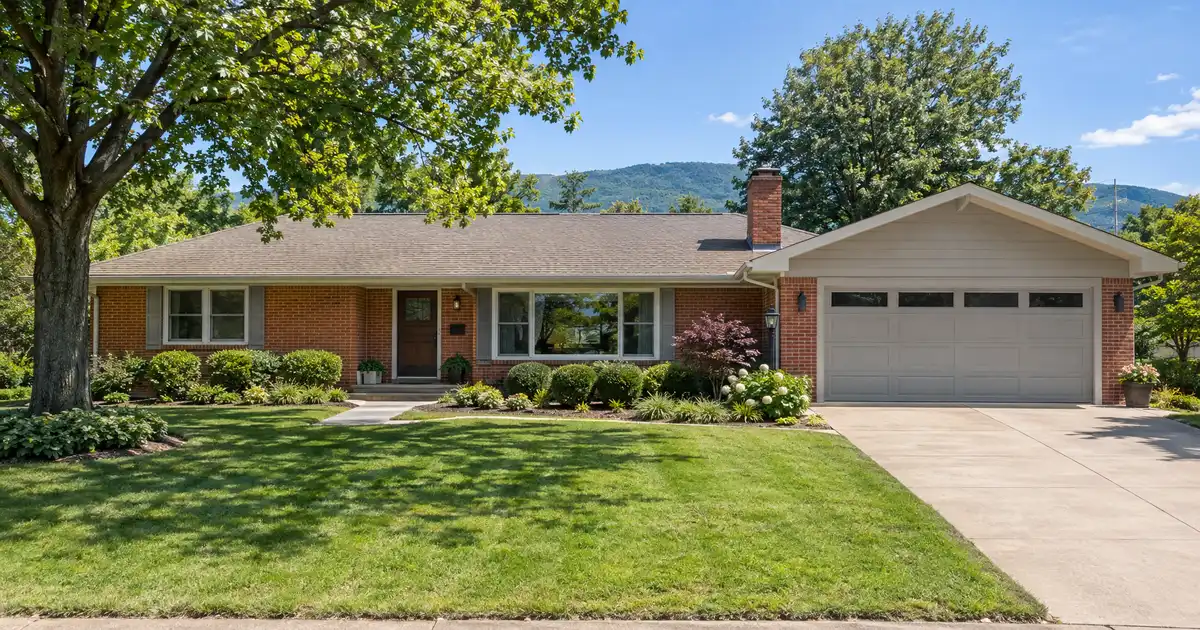 Mortgage refinance in Staunton, Virginia — a better loan on the same home