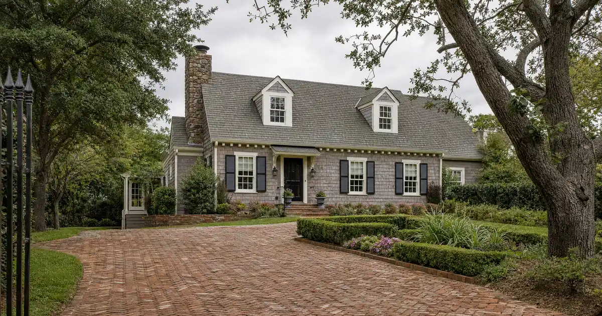 Cash-out refinance in Sugar Land, Texas — home equity into cash