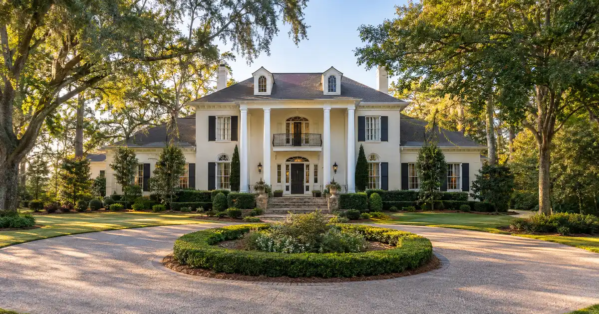 Jumbo cash-out refinance in Tallahassee, Florida — equity above the conforming limit into cash