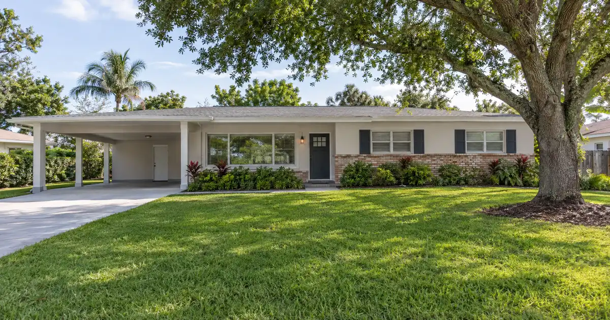 Conventional loans in Tamarac, Florida — conforming mortgage with a low down payment