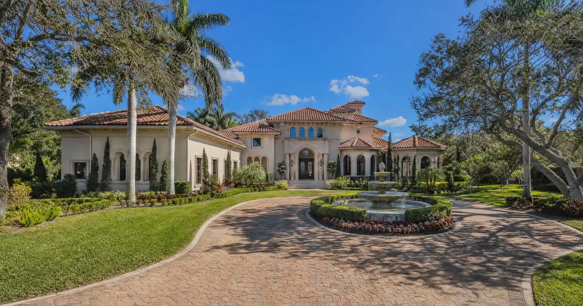 Jumbo loans in Tampa, Florida — financing above the conforming limit