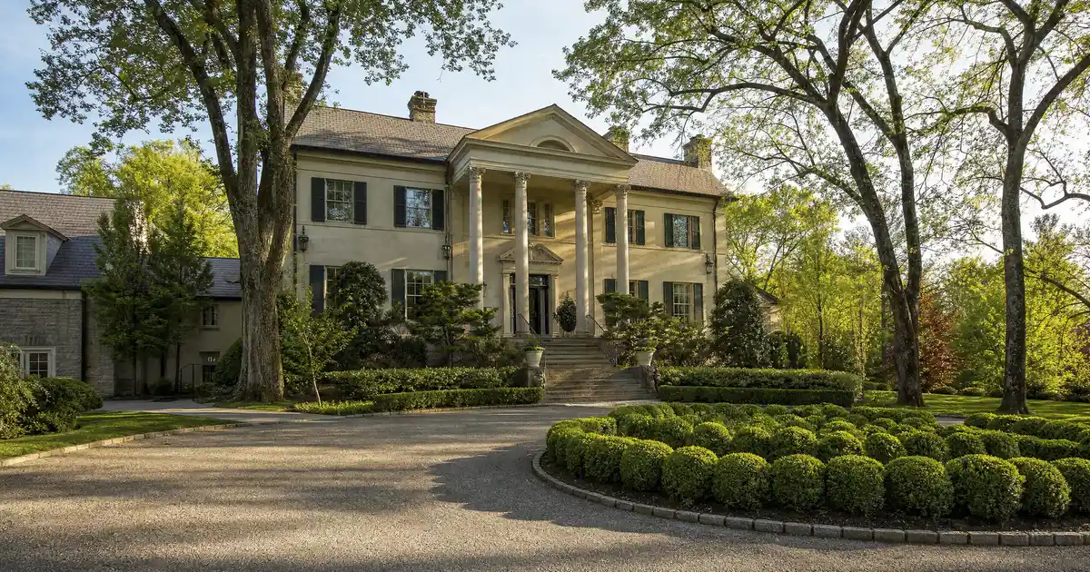Jumbo cash-out refinance in Tennessee — equity above the conforming limit into cash
