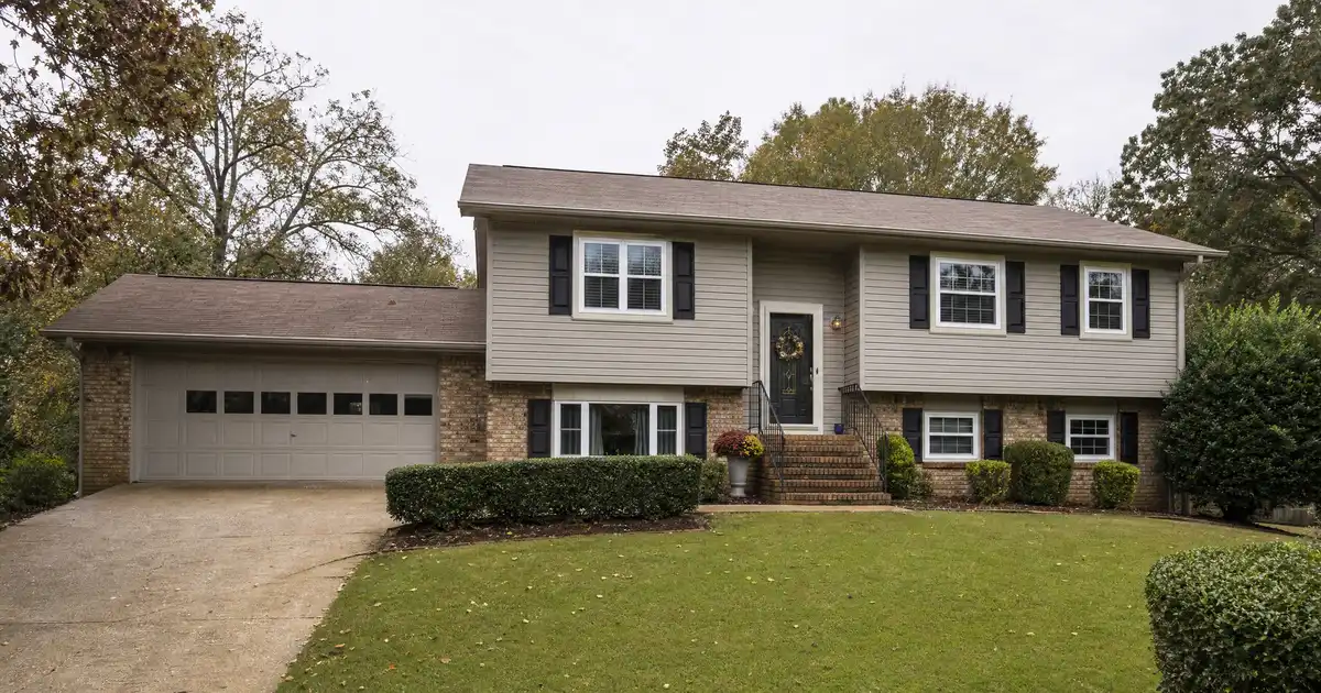 FHA cash-out refinance in Tuscaloosa, Alabama — home equity into cash