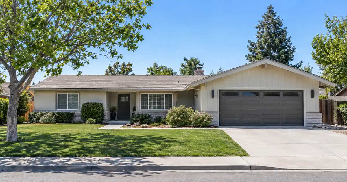 Mortgage refinance in Victorville, CA — a better loan on the same home