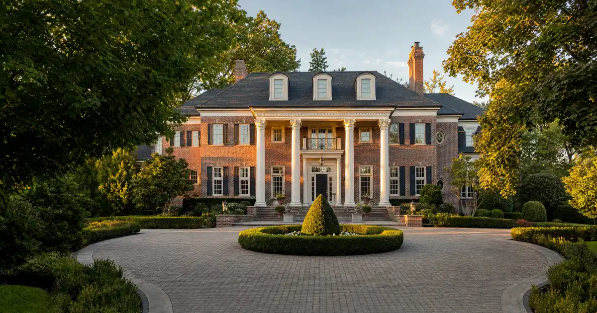 Jumbo cash-out refinance in Warren, Michigan — equity above the conforming limit into cash