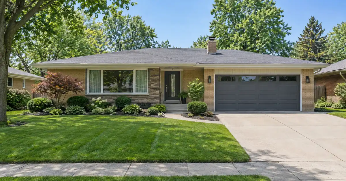 Mortgage refinance in Warren, Michigan — a better loan on the same home