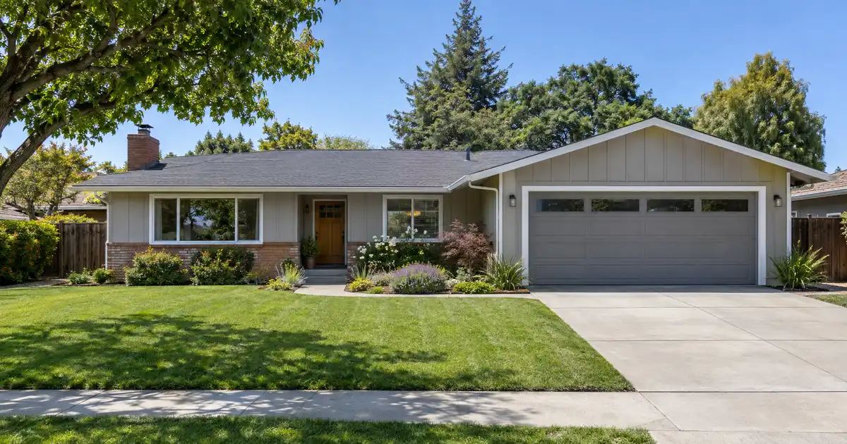 Mortgage refinance in Watsonville, California — a better loan on the same home
