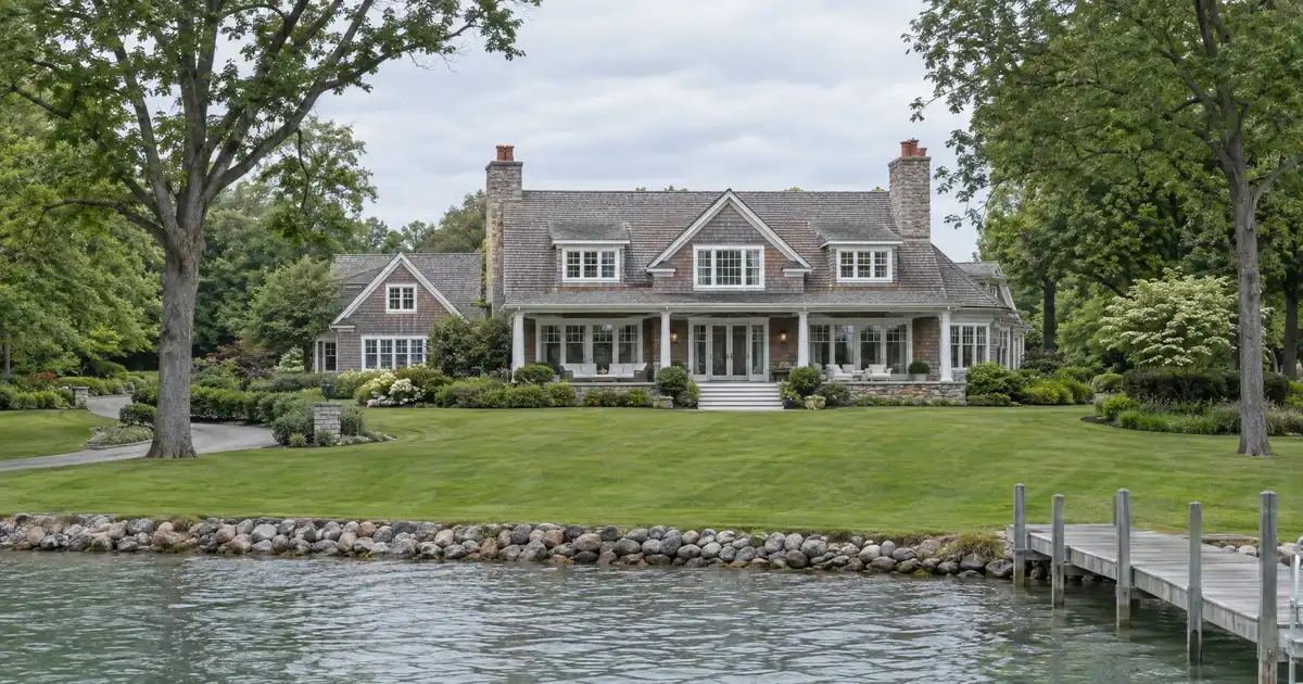 Jumbo cash-out refinance in Westland, Michigan — equity above the conforming limit into cash