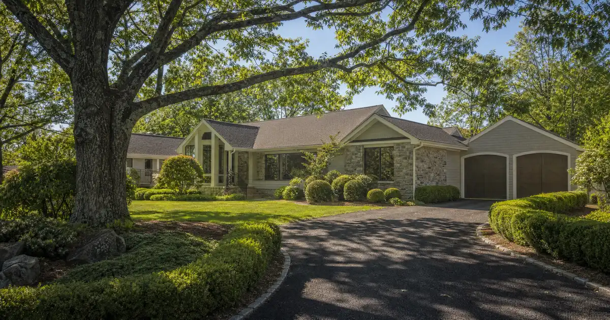 Cash-out refinance in Wintergreen, Virginia — home equity into cash